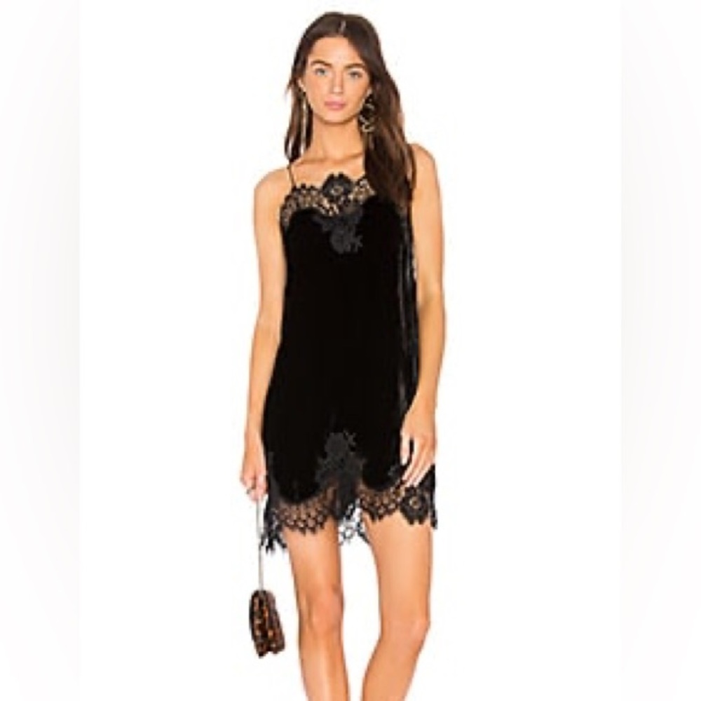 HP 💗 Alice & Olivia silk slip dress size 2